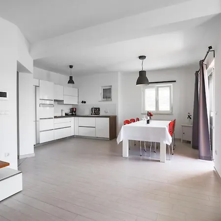 Navita 1 Trogir