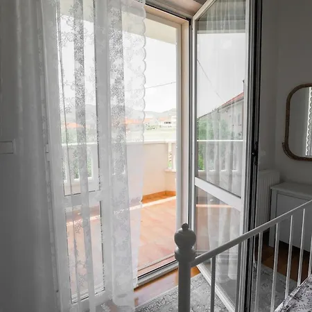 Navita 1 Appartement Trogir